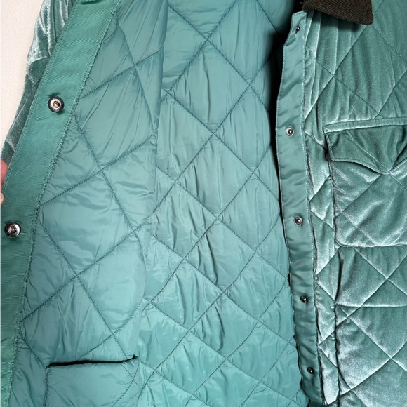 Quilted Velvet Jacket with dark green collar - Picture 5 of 8